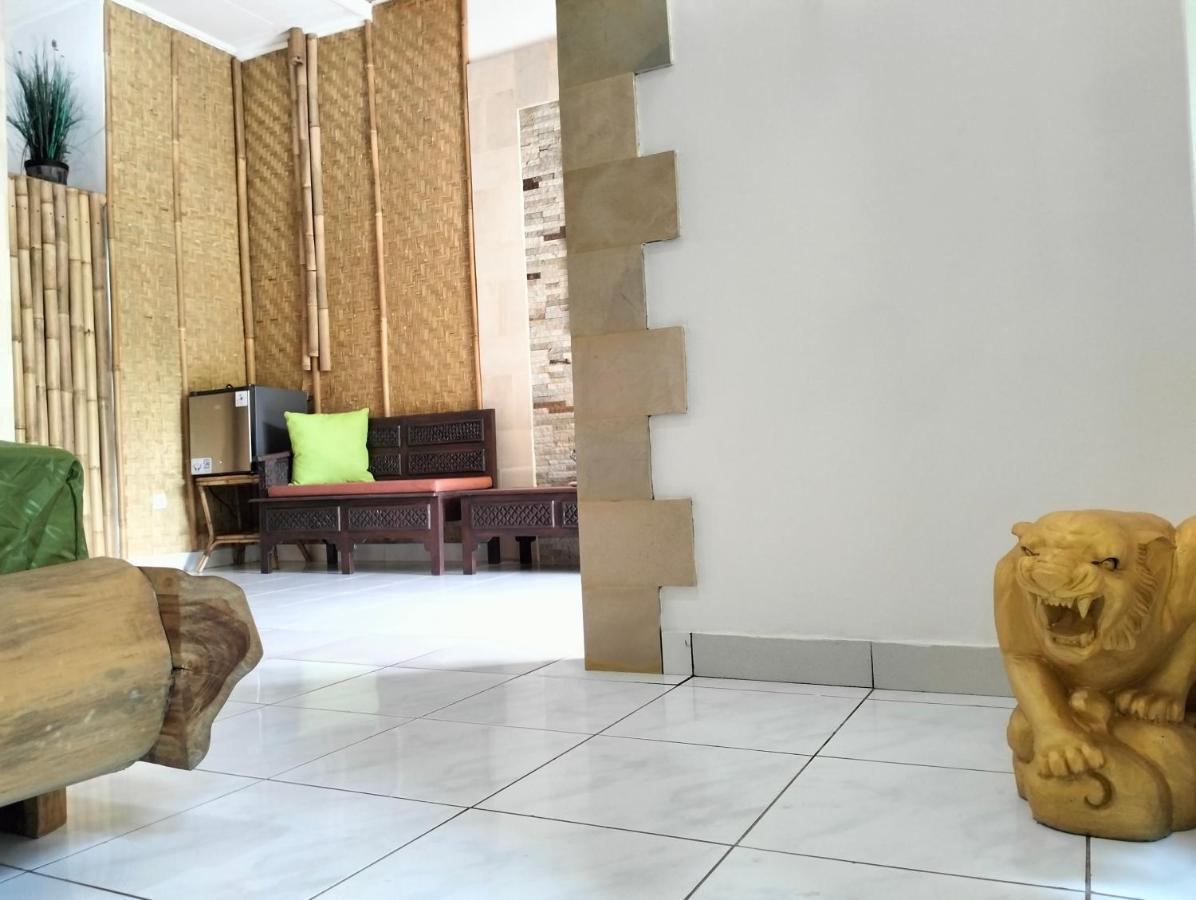 Kaia Lovina Guest House Junior Suite Dış mekan fotoğraf